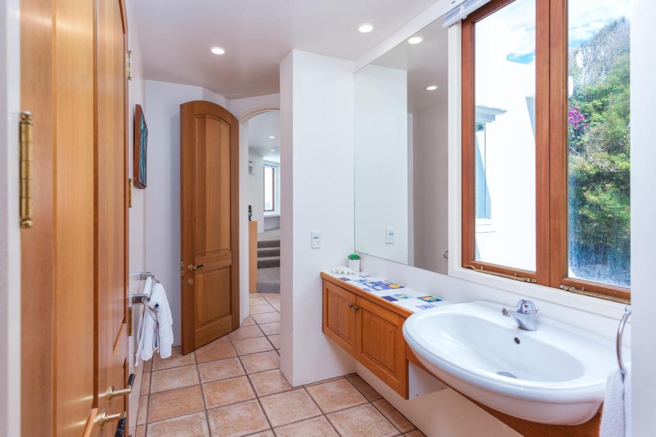 Naxos - Med Style Castle, Ocean Views From Every Room! Bowentown Exterior foto